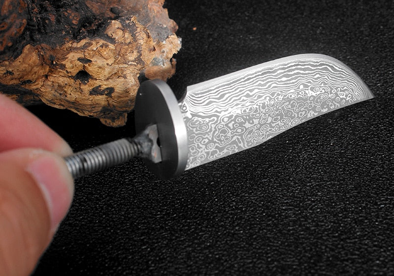 Sharp DIY Fixed Blade Knife